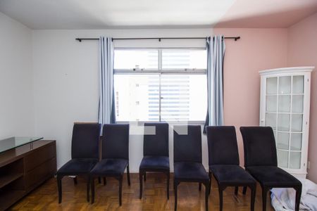 Sala de apartamento à venda com 2 quartos, 75m² em Funcionários, Belo Horizonte