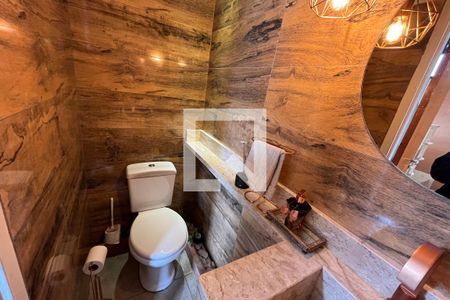 Lavabo de casa de condomínio para alugar com 2 quartos, 64m² em Vila Colorado, Suzano