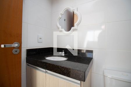 Banheiro da Suíte de apartamento para alugar com 1 quarto, 46m² em Samambaia, Brasília