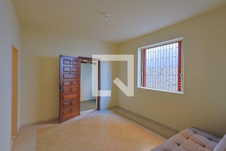 Sala  de casa à venda com 3 quartos, 300m² em Concórdia, Belo Horizonte