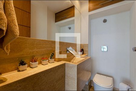 Lavabo de apartamento para alugar com 4 quartos, 210m² em Icaraí, Niterói