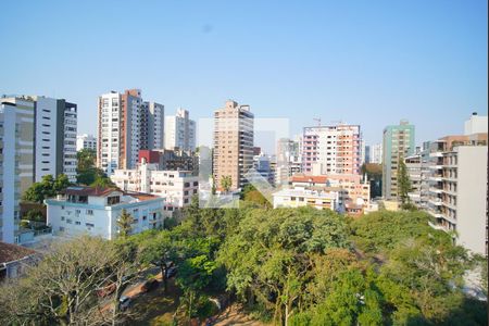 Sala - Vista de apartamento para alugar com 2 quartos, 107m² em Petrópolis, Porto Alegre