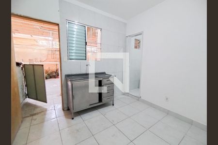 Cozinha de casa para alugar com 1 quarto, 35m² em Catumbi, São Paulo