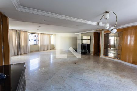 Sala de apartamento para alugar com 3 quartos, 240m² em União, Belo Horizonte