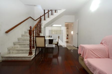 Sala de casa à venda com 3 quartos, 120m² em Jardim Luanda, São Paulo