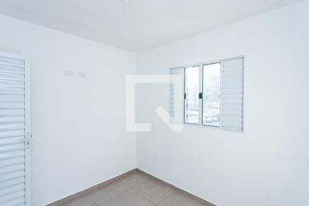 Quarto 2 de apartamento para alugar com 2 quartos, 42m² em Vila Arcadia, São Paulo