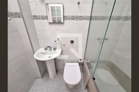 Banheiro de apartamento para alugar com 1 quarto, 46m² em Catete, Rio de Janeiro