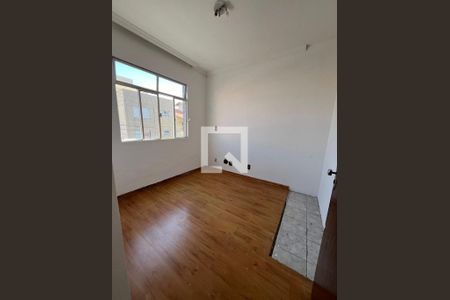 Apartamento à venda com 3 quartos, 66m² em Pompéia, Belo Horizonte