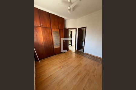 Apartamento à venda com 3 quartos, 66m² em Pompéia, Belo Horizonte