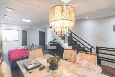 Sala de casa à venda com 3 quartos, 150m² em Parque Oratório, Santo André