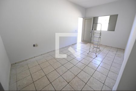 Sala de casa para alugar com 3 quartos, 100m² em Jardim Helvecia, Aparecida de Goiânia