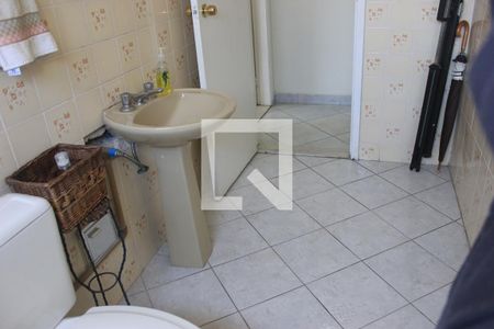 Lavabo de casa à venda com 3 quartos, 175m² em Jardim Vila Galvão, Guarulhos