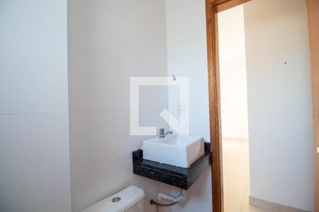 Apartamento para alugar com 38m², 2 quartos e sem vaga Apartamento para alugar com 38m², 2 quartos e sem vagaBanheiro