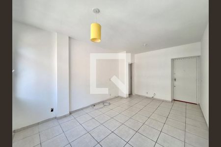 Sala de apartamento para alugar com 3 quartos, 66m² em Laranjeiras, Rio de Janeiro