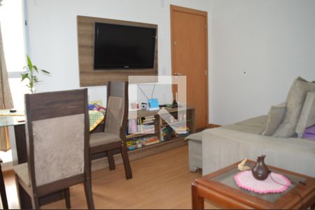 Sala de apartamento para alugar com 2 quartos, 44m² em Chácara Cotia, Contagem