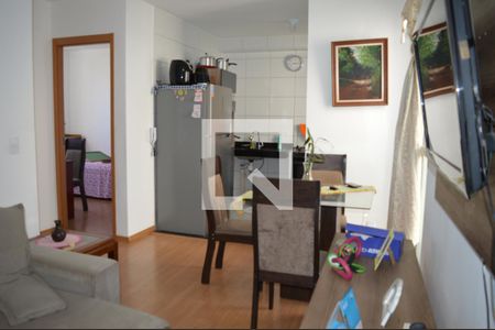 Sala de apartamento para alugar com 2 quartos, 44m² em Chácara Cotia, Contagem