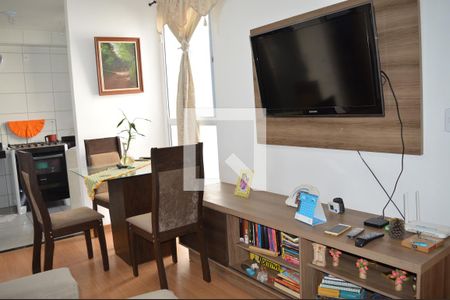 Sala de apartamento para alugar com 2 quartos, 44m² em Chácara Cotia, Contagem