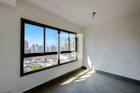 Sala/Quarto de kitnet/studio para alugar com 1 quarto, 28m² em Vila Firmiano Pinto, São Paulo