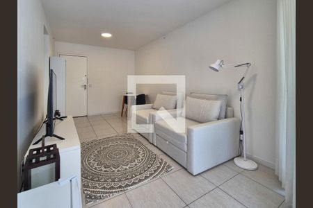 Sala de kitnet/studio à venda com 1 quarto, 60m² em Recreio dos Bandeirantes, Rio de Janeiro