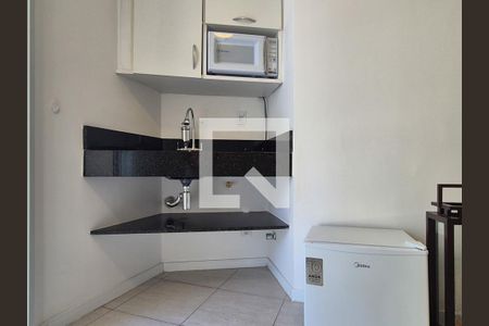 Sala/cozinha de kitnet/studio à venda com 1 quarto, 60m² em Recreio dos Bandeirantes, Rio de Janeiro