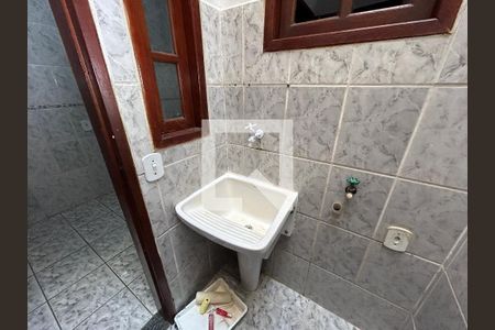 Área de Serviço de casa à venda com 2 quartos, 65m² em Cordovil, Rio de Janeiro