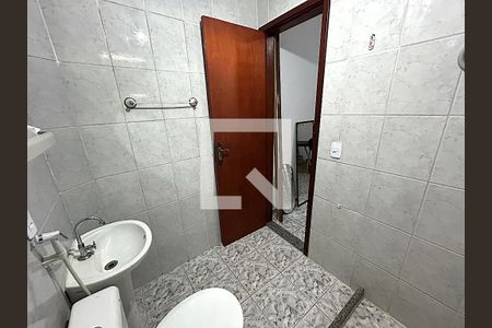 Banheiro da Suíte de casa à venda com 2 quartos, 64m² em Cordovil, Rio de Janeiro