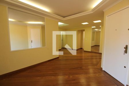 Sala de apartamento para alugar com 5 quartos, 138m² em Vila Sônia, São Paulo