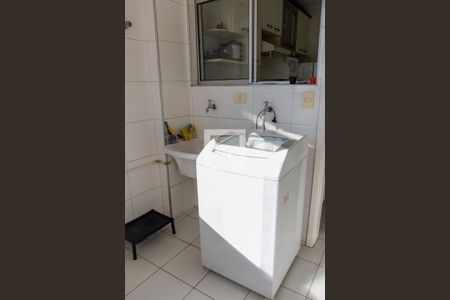 Apartamento à venda com 82m², 3 quartos e 1 vaga Apartamento à venda com 82m², 3 quartos e 1 vagaLavabo