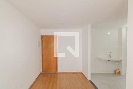 Sala de apartamento para alugar com 2 quartos, 55m² em Inhoaíba, Rio de Janeiro