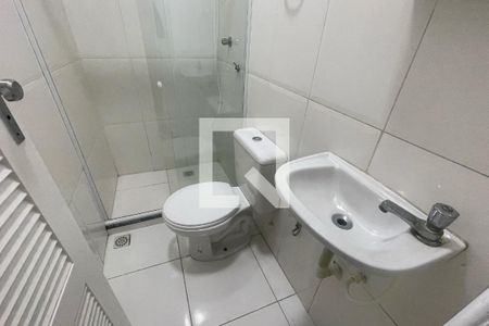 Banheiro de casa para alugar com 1 quarto, 60m² em Jardim Gramacho, Duque de Caxias