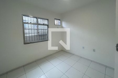 Quarto de casa para alugar com 1 quarto, 60m² em Jardim Gramacho, Duque de Caxias