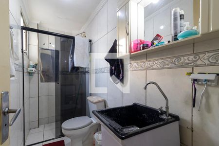 Banheiro de apartamento à venda com 2 quartos, 70m² em Centro, Campinas