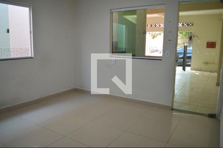 Sala de casa à venda com 1 quarto, 100m² em Santa Terezinha, Contagem