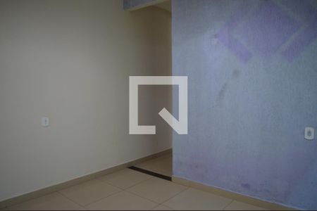 Sala de casa à venda com 1 quarto, 100m² em Santa Terezinha, Contagem