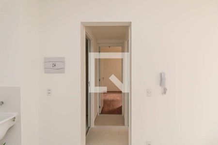 Corredor de apartamento à venda com 2 quartos, 40m² em Vila Divina Pastora, São Paulo