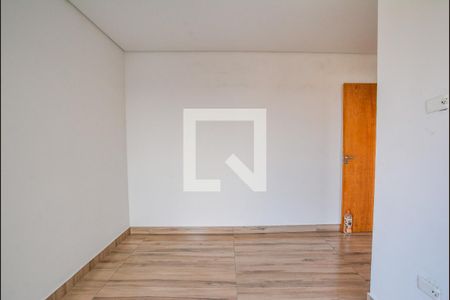 Suíte 1 de casa à venda com 2 quartos, 100m² em Vila Eldizia, Santo André