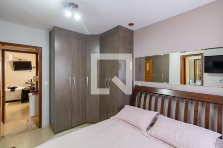 Suíte 1 de casa de condomínio à venda com 2 quartos, 55m² em Vila Guilhermina, São Paulo
