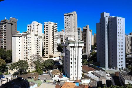 Quarto 1 - Vista  de apartamento à venda com 2 quartos, 72m² em Lourdes, Belo Horizonte