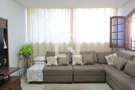 Sala de casa à venda com 4 quartos, 100m² em Jaqueline, Belo Horizonte