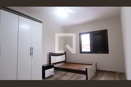 Quarto 2 de casa para alugar com 2 quartos, 200m² em Quinta da Paineira, São Paulo