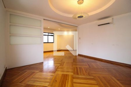 Sala de apartamento à venda com 5 quartos, 234m² em Indianópolis, São Paulo