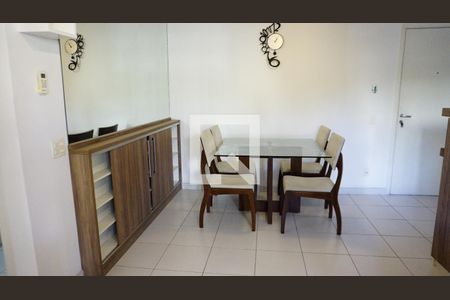 Sala de apartamento para alugar com 2 quartos, 55m² em Curicica, Rio de Janeiro