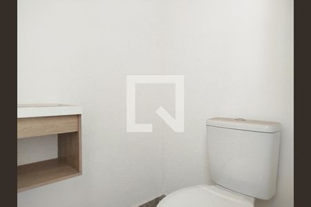 Apartamento à venda com 74m², 2 quartos e 2 vagas Apartamento à venda com 74m², 2 quartos e 2 vagasBanheiro da Cobertura