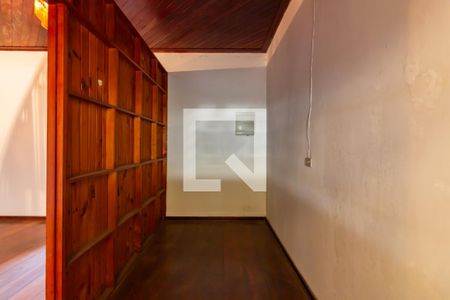 Sala  de casa à venda com 4 quartos, 410m² em Vila Yara, Osasco