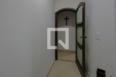 Corredor de casa à venda com 3 quartos, 360m² em Cidade Nova, Belo Horizonte