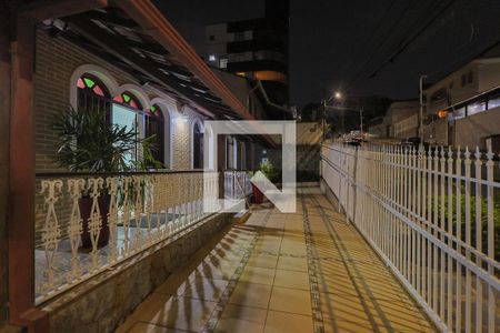 Varanda de casa à venda com 3 quartos, 360m² em Cidade Nova, Belo Horizonte