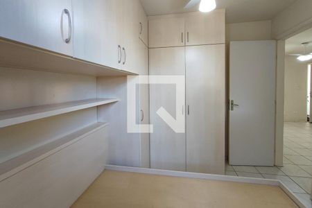 Quarto 2 de apartamento à venda com 2 quartos, 39m² em Vila Satúrnia, Campinas