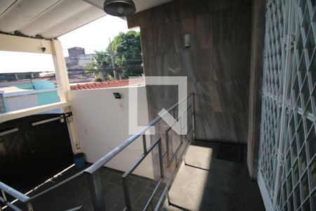 Varanda de casa para alugar com 3 quartos, 120m² em Brás de Pina, Rio de Janeiro