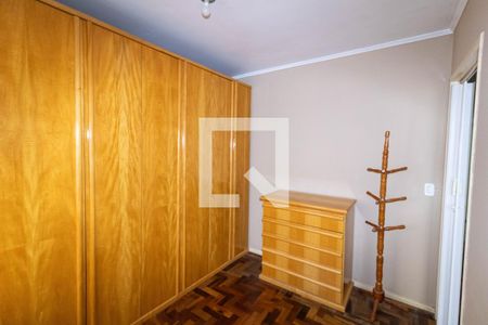 Quarto de kitnet/studio à venda com 1 quarto, 53m² em Paternon, Porto Alegre