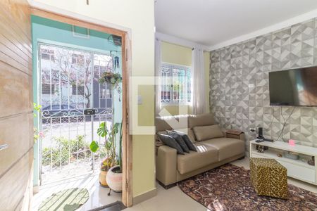 Sala de casa para alugar com 2 quartos, 120m² em Vila Romana, São Paulo